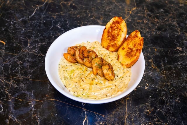 Shrimp Fettuccine Alfredo ($24.50)